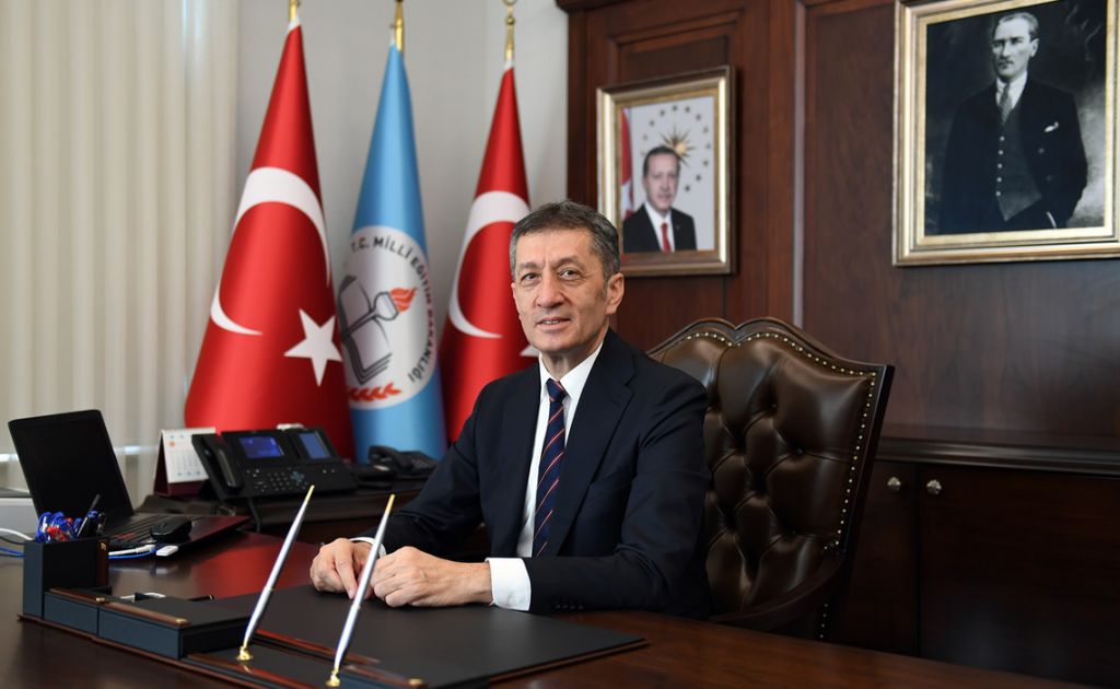تركيا تتطلع لفتح المدارس في سبتمبر