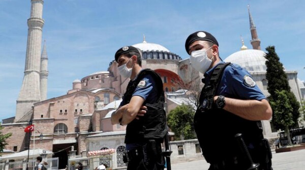ساعات حظر التجوال في اسطنبول
